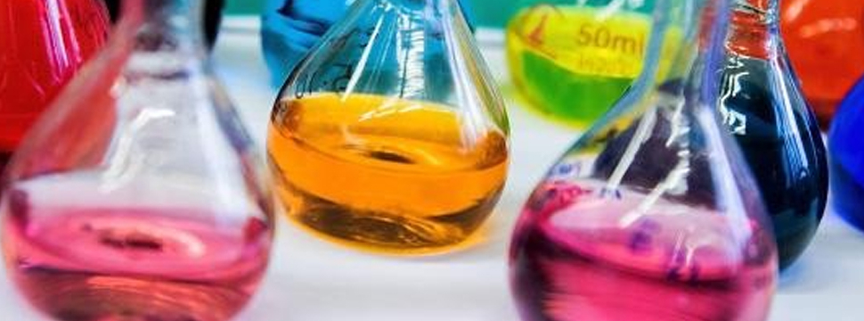 США решили отказаться использовать искусственные пищевые красители
