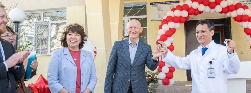 Фонд «?аза?стан хал?ына», в канун празднования Дня Республики Казахстан, передал Алматинской области передвижной медкомплекс для онкоскрининга
