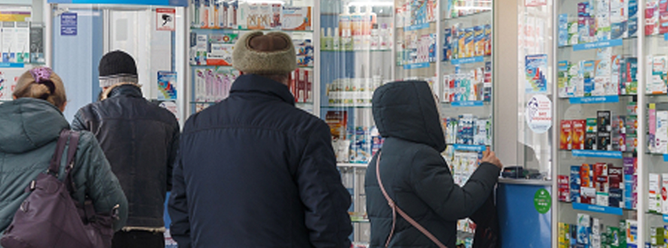 В Астане жители сообщают о дефиците противовирусных препаратов в аптеках