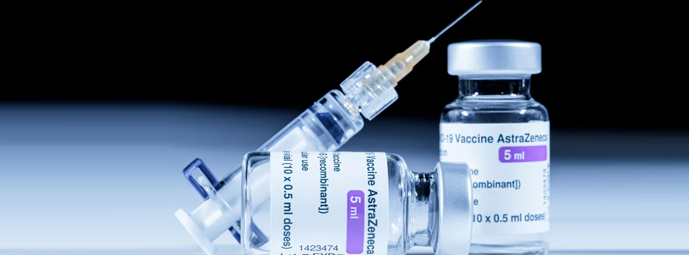 Антиковидная вакцина продолжает создавать проблемы AstraZeneca