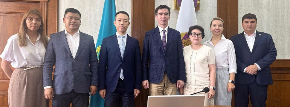 Укрепление международного сотрудничества в сфере медицинского образования: встреча КазНМУ и Университета Вэньчжоу